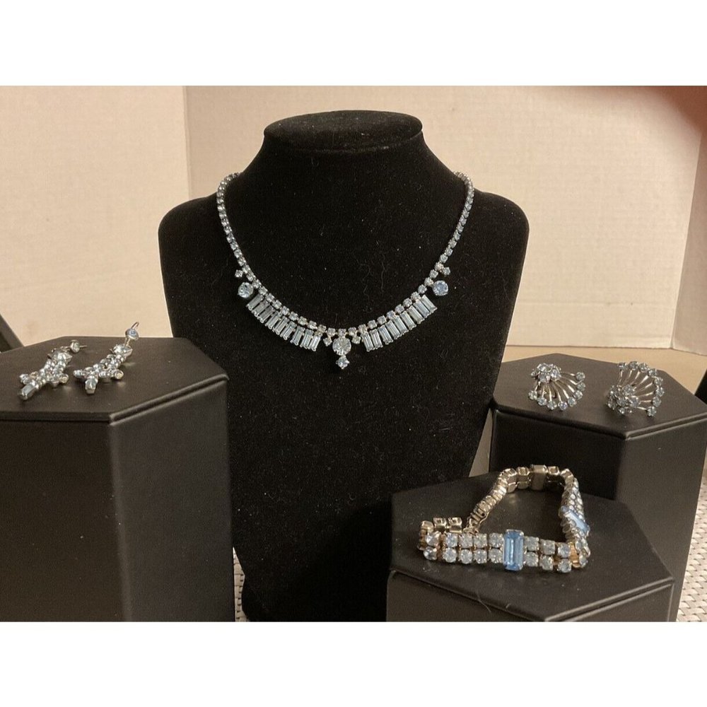 La Rel Vintage Jewelry Set Light Blue Rhinestones Necklace, Bracelet,Earrings X2